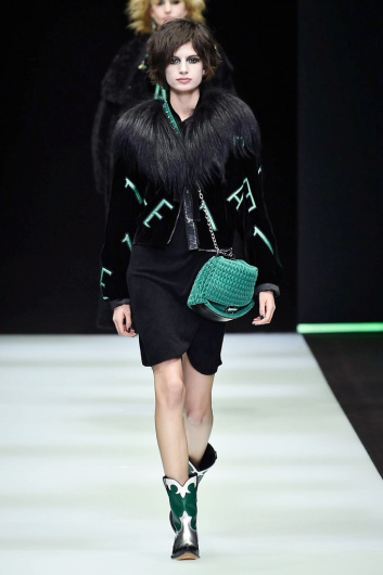 Fotoservizio/FW 18-19/WOMEN/EMPORIO ARMANI/DP2/0
