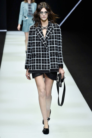 Fotoservizio/FW 18-19/WOMEN/EMPORIO ARMANI/DP2/1