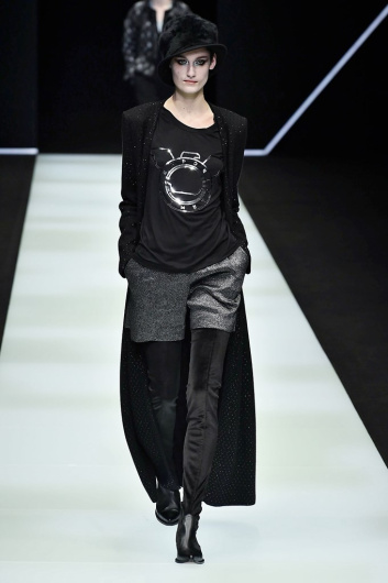 Fotoservizio/FW 18-19/WOMEN/EMPORIO ARMANI/DP2/4