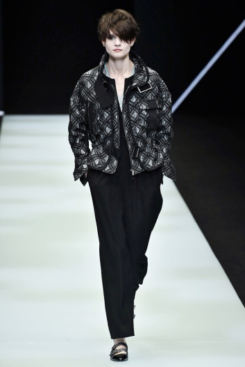 Fotoservizio/FW 18-19/WOMEN/EMPORIO ARMANI/DP2/5