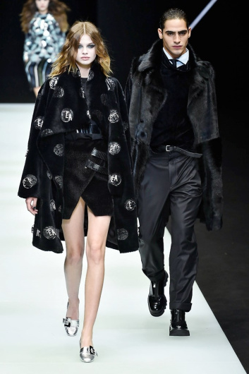 Fotoservizio/FW 18-19/WOMEN/EMPORIO ARMANI/DP2/1