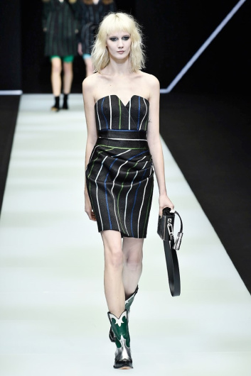 Fotoservizio/FW 18-19/WOMEN/EMPORIO ARMANI/DP2/2
