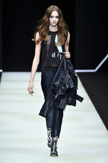 Fotoservizio/FW 18-19/WOMEN/EMPORIO ARMANI/DP2/9