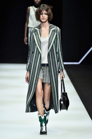 Fotoservizio/FW 18-19/WOMEN/EMPORIO ARMANI/DP2/4