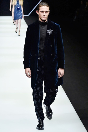 Fotoservizio/FW 18-19/WOMEN/EMPORIO ARMANI/DP2/19