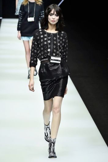 Fotoservizio/FW 18-19/WOMEN/EMPORIO ARMANI/DP2/14