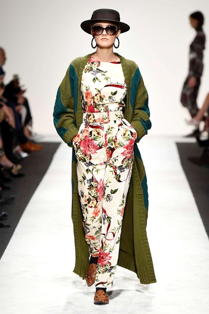 Fotoservizio/FW 18-19/WOMEN/LAURA BIAGIOTTI/DP2/19