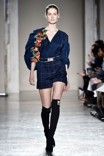 Fotoservizio/FW 18-19/WOMEN/STELLA JEAN/DP2/4