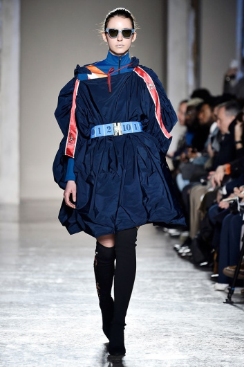 Fotoservizio/FW 18-19/WOMEN/STELLA JEAN/DP2/5