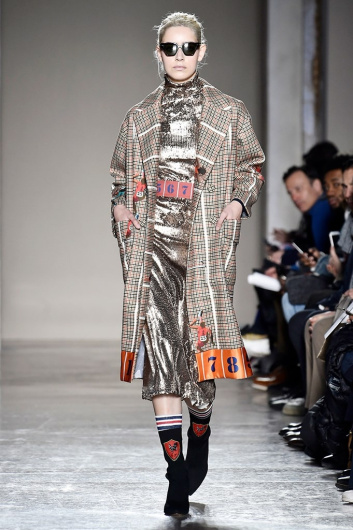 Fotoservizio/FW 18-19/WOMEN/STELLA JEAN/DP2/1