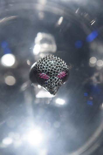 Fotoservizio/FW 18-19/WOMEN/GIANNI DE BENEDITTIS PER FUTUROREMOTO GIOIELLI/DP2/1