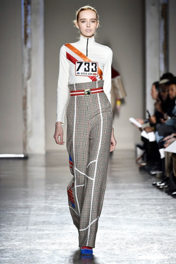 Fotoservizio/FW 18-19/WOMEN/STELLA JEAN/DP2/1