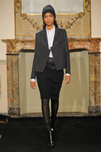 Fotoservizio/FW 2012-2013/WOMEN/2012 LES COPAINS/18