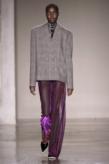 Fotoservizio/FW 18-19/WOMEN/CRISTIANO BURANI/DP2/2