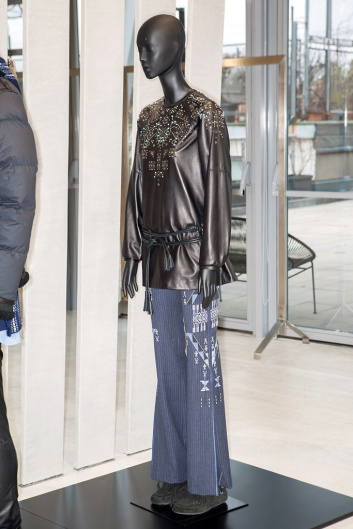 Fotoservizio/FW 18-19/WOMEN/DIESEL BLACK GOLD/DP2/19