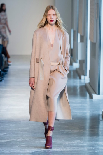 Fotoservizio/FW 18-19/WOMEN/AGNONA/DP2/1