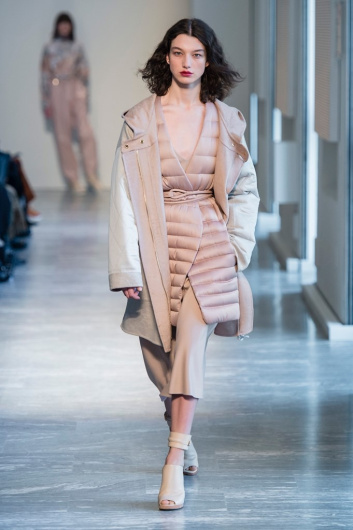 Fotoservizio/FW 18-19/WOMEN/AGNONA/DP2/3
