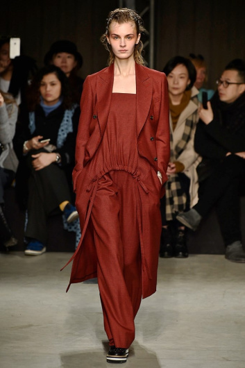 Fotoservizio/FW 18-19/WOMEN/UJOH/DP2/1