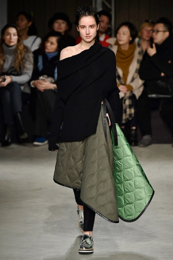 Fotoservizio/FW 18-19/WOMEN/UJOH/DP2/2