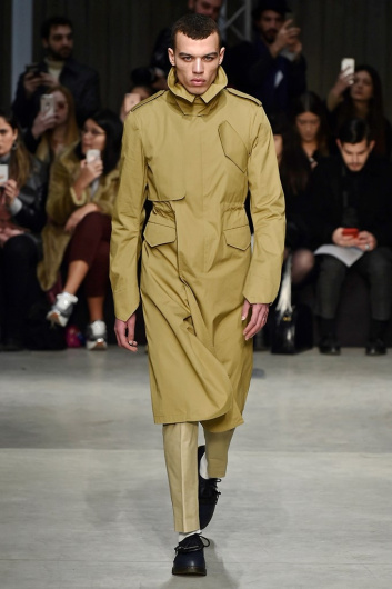 Fotoservizio/FW 18-19/WOMEN/ATSUSHI NAKASHIMA/DP2/1