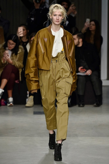 Fotoservizio/FW 18-19/WOMEN/ATSUSHI NAKASHIMA/DP2/2