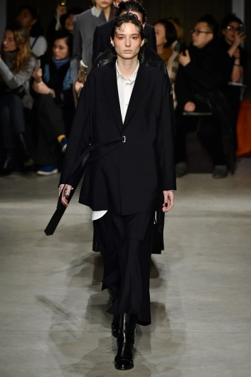 Fotoservizio/FW 18-19/WOMEN/UJOH/DP2/4
