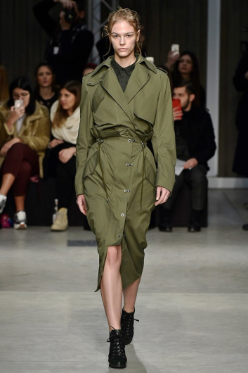 Fotoservizio/FW 18-19/WOMEN/ATSUSHI NAKASHIMA/DP2/0