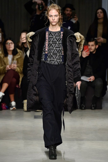 Fotoservizio/FW 18-19/WOMEN/ATSUSHI NAKASHIMA/DP2/6