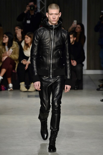 Fotoservizio/FW 18-19/WOMEN/ATSUSHI NAKASHIMA/DP2/0