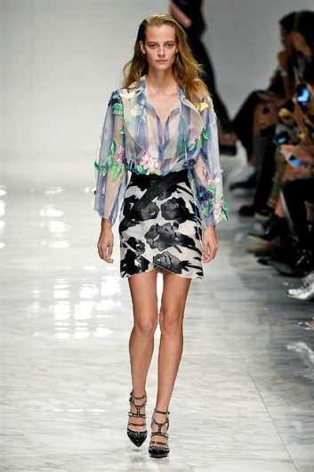 Fotoservizio/SS 2016/WOMEN/BLUMARINE/DP1/16