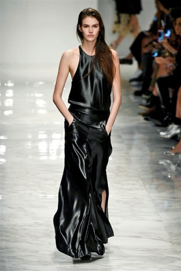 Fotoservizio/SS 2016/WOMEN/BLUMARINE/DP1/17