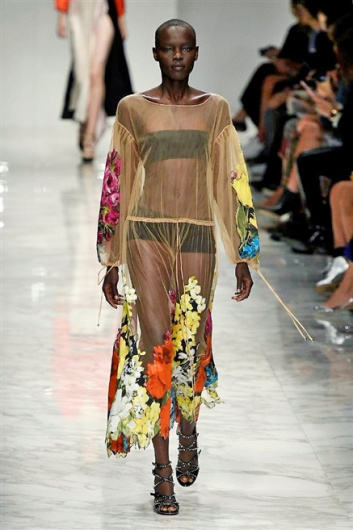 Fotoservizio/SS 2016/WOMEN/BLUMARINE/DP1/37