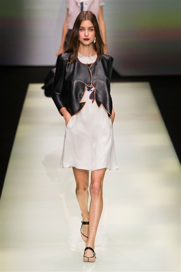 Fotoservizio/SS 2016/WOMEN/EMPORIO ARMANI/DP1/16