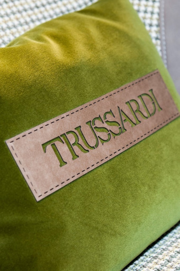 Fotoservizio/SS 2018/DESIGN/PRESENTAZIONE_HOME/TRUSSARDI/DP2/5