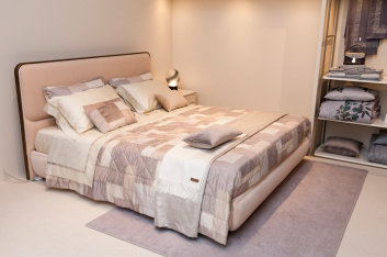 Fotoservizio/SS 2018/DESIGN/PRESENTAZIONE_HOME/BORBONESE/DP2/11