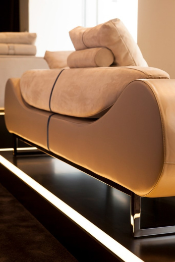 Fotoservizio/SS 2018/DESIGN/PRESENTAZIONE_HOME/FENDI 2/DP2/5