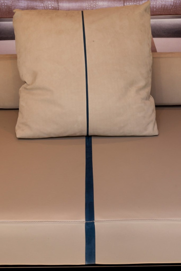 Fotoservizio/SS 2018/DESIGN/PRESENTAZIONE_HOME/FENDI 2/DP2/7