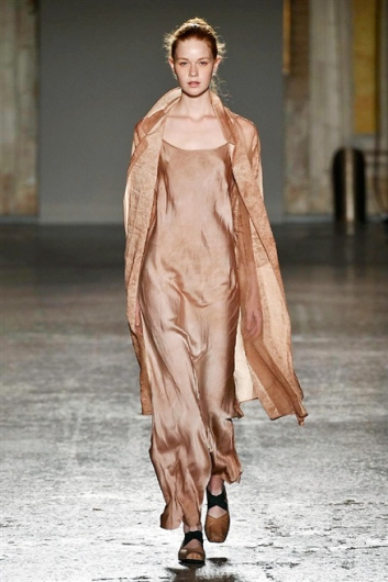 Fotoservizio/SS 2016/WOMEN/UMA WANG/DP1/1