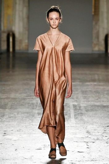 Fotoservizio/SS 2016/WOMEN/UMA WANG/DP1/2