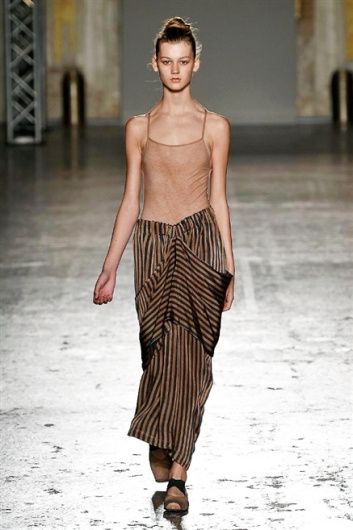 Fotoservizio/SS 2016/WOMEN/UMA WANG/DP1/11
