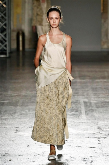 Fotoservizio/SS 2016/WOMEN/UMA WANG/DP1/21