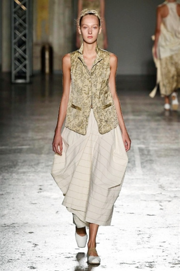 Fotoservizio/SS 2016/WOMEN/UMA WANG/DP1/23