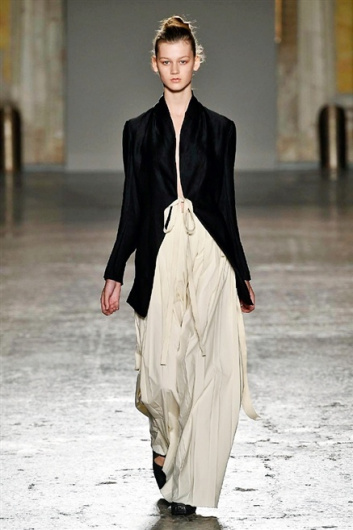 Fotoservizio/SS 2016/WOMEN/UMA WANG/DP1/30