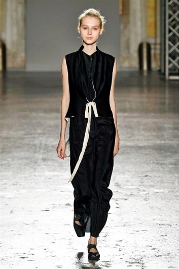 Fotoservizio/SS 2016/WOMEN/UMA WANG/DP1/32