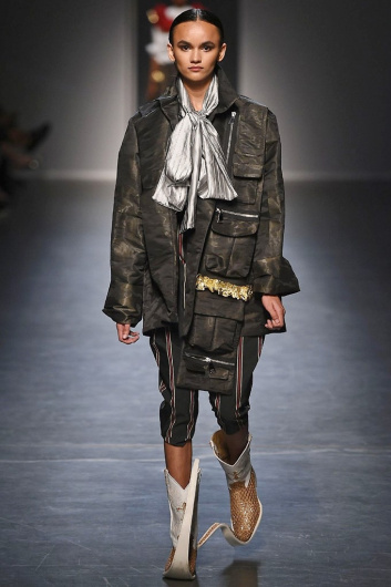 Fotoservizio/SS 2019/MEN/SFILATA/MILANO MODA GRADUATE/DP2/1
