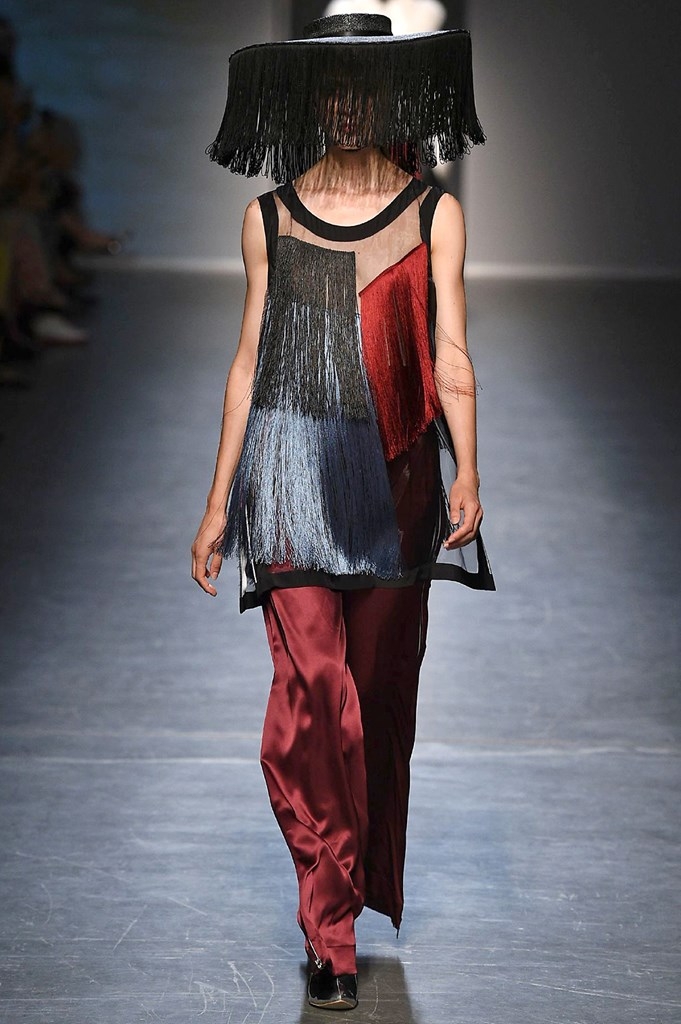 Fotoservizio/SS 2019/MEN/SFILATA/MILANO MODA GRADUATE/DP2/9