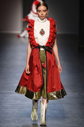 Fotoservizio/SS 2019/MEN/SFILATA/MILANO MODA GRADUATE/DP2/2