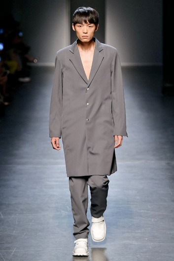 Fotoservizio/SS 2019/MEN/SFILATA/MILANO MODA GRADUATE/DP2/6