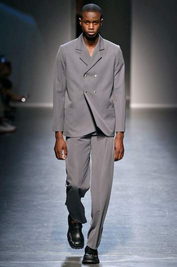 Fotoservizio/SS 2019/MEN/SFILATA/MILANO MODA GRADUATE/DP2/2