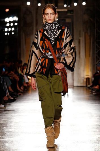 Fotoservizio/SS 2019/MEN/SFILATA/ALBERTA FERRETTI/DP2/1